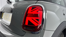 MINI Hatchback 1.5 Cooper Classic 3dr Auto Petrol Hatchback